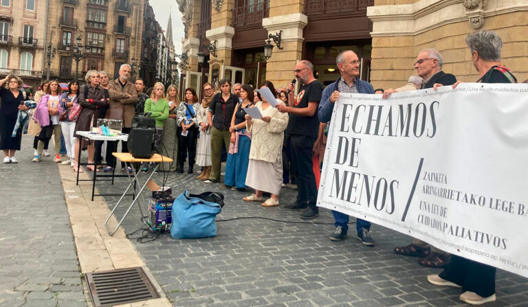 Echamos de Menos se creó en octubre para reivindicar mejor atención paliativa