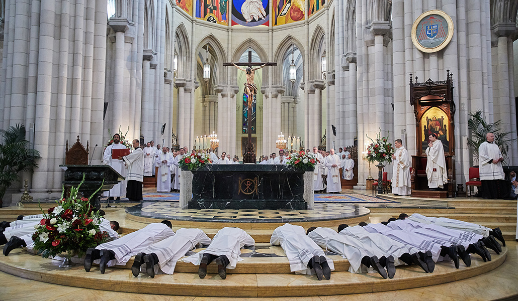 Ordenaciones de este sábado en la catedral de la Almudena