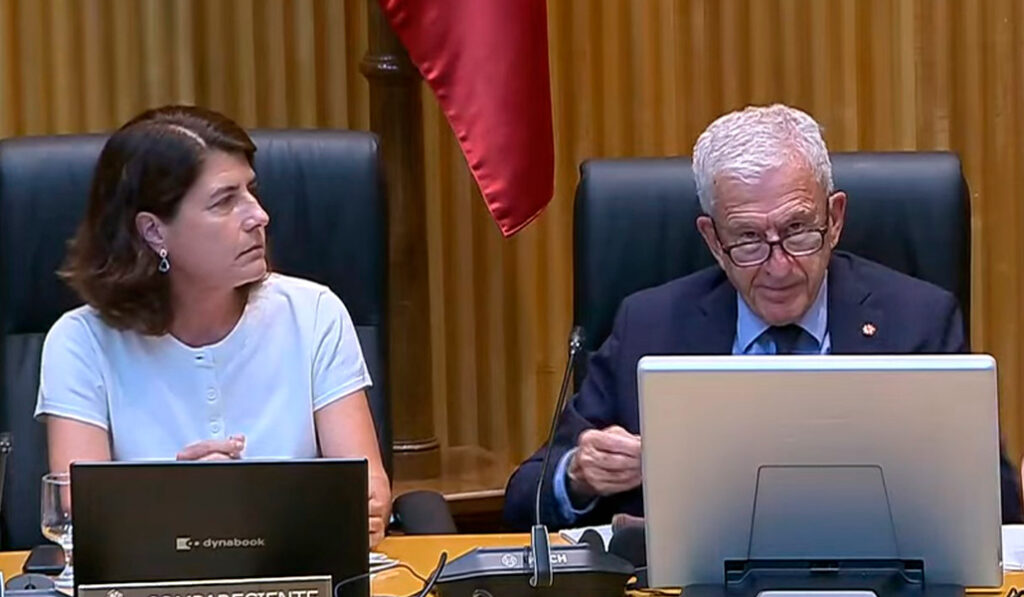Abril y Bretón comparecieron el miércoles 18 de junio ante la Comisión de Trabajo y Migraciones del Congreso