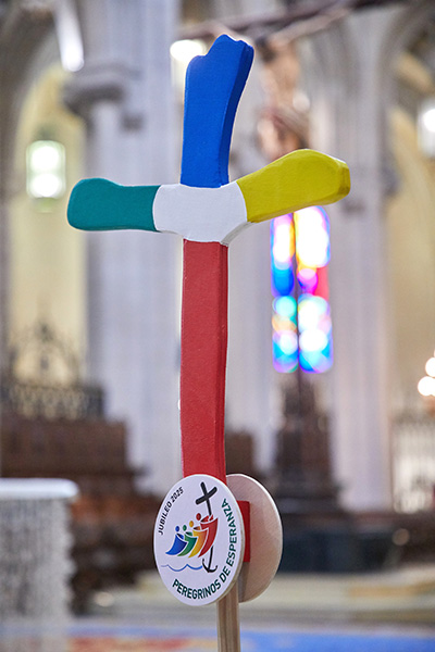 La cruz misionera que encabezó la peregrinación