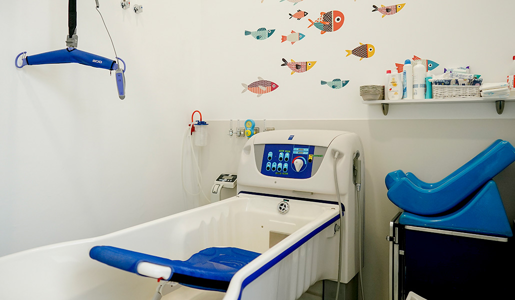 Sala de un hospital para el tratamiento de cuidados paliativos pediátricos