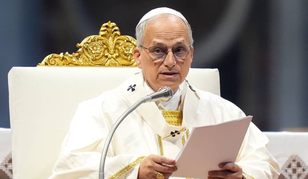 El Papa León XIV durante la celebración de la Misa que ha clausurado el Jubileo del Deporte este domingo en la basílica de San Pedro