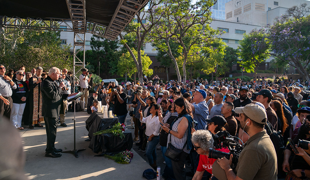 Gómez durante la celebración interreligiosa por los migrantes del miércoles.