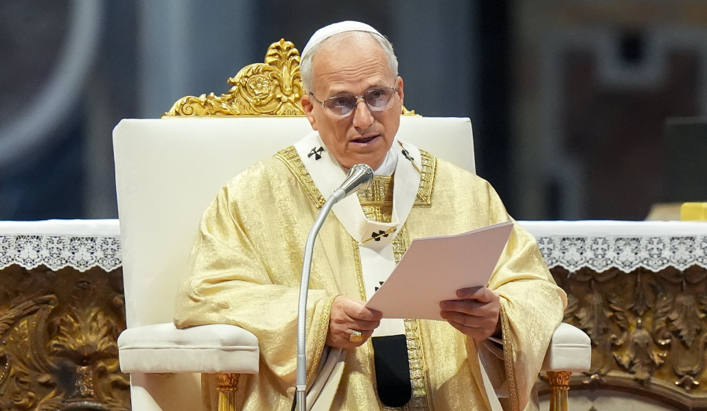León XIV este viernes en la basílica de San Pedro, donde ha ordenado a 32 nuevos sacerdotes