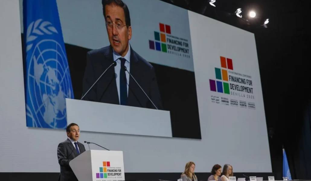 El ministro de Asuntos Exteriores de España, José Manuel Albares, interviene en Sevilla.