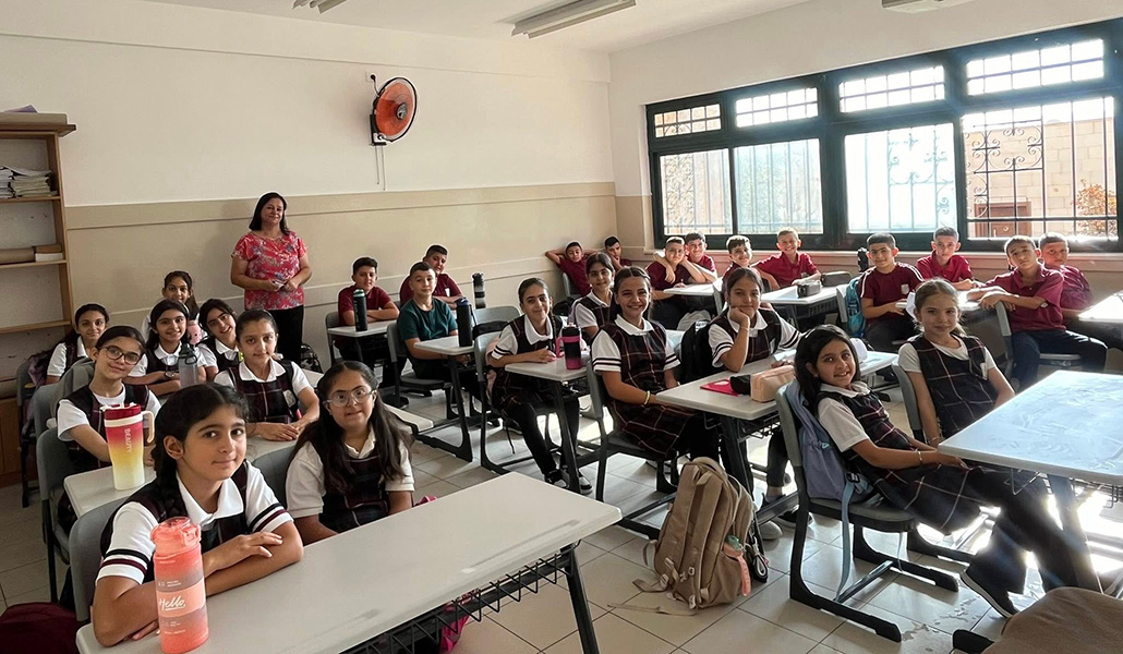 Un aula del colegio de Zababdeh