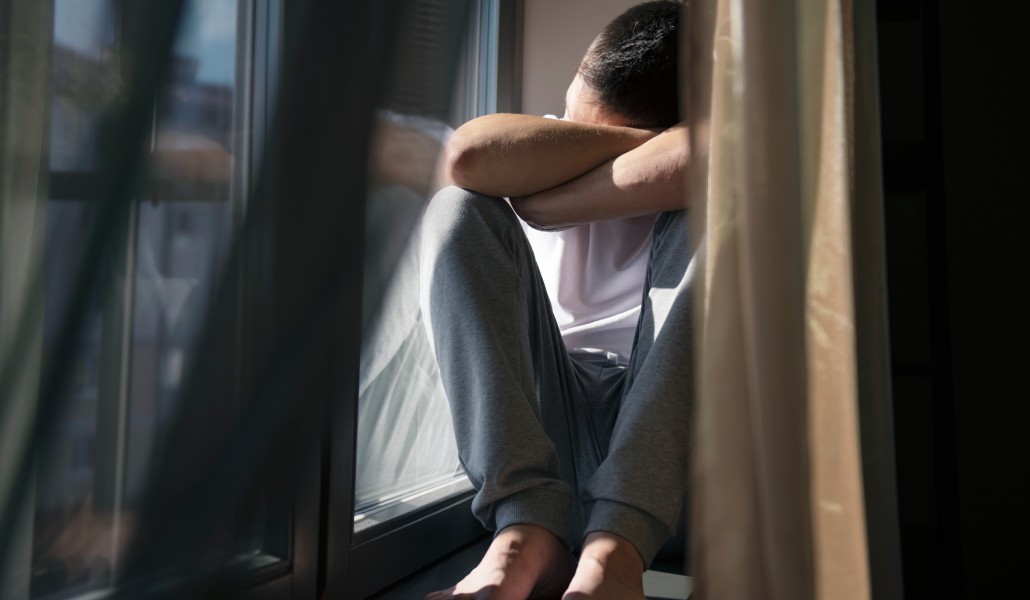 El 90 % de quienes cometen suicidio lo verbalizan antes. Foto: Freepik.