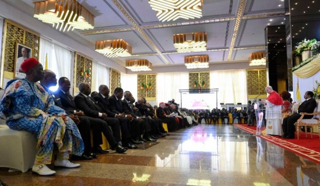 León XIV en el Palacio Presidencial de Camerún.
