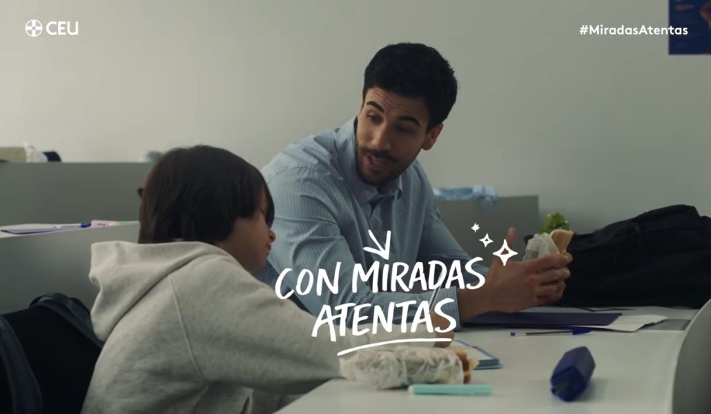 Fotograma de la campaña Miradas Atentas contra el acoso escolar.