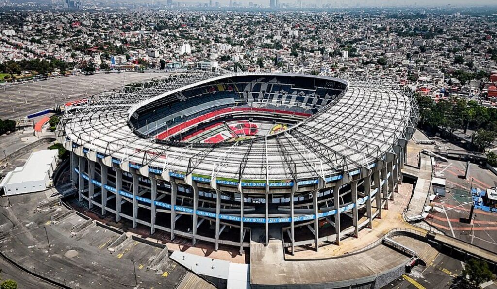 El estadio Azteca, en México D. F., acogerá el partido inaugural.