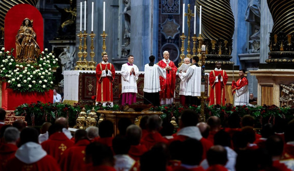 El Papa durante la Misa de Pentecostés.