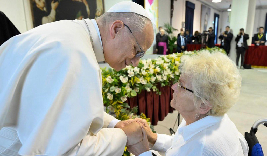 Un momento de la visita del Papa al santuario de Pompeya. Foto: Vatican News.