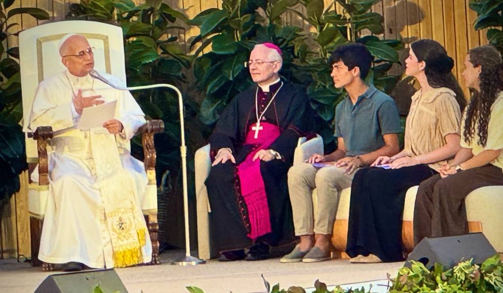 Un momento de la conversación de León XIV con los jóvenes.