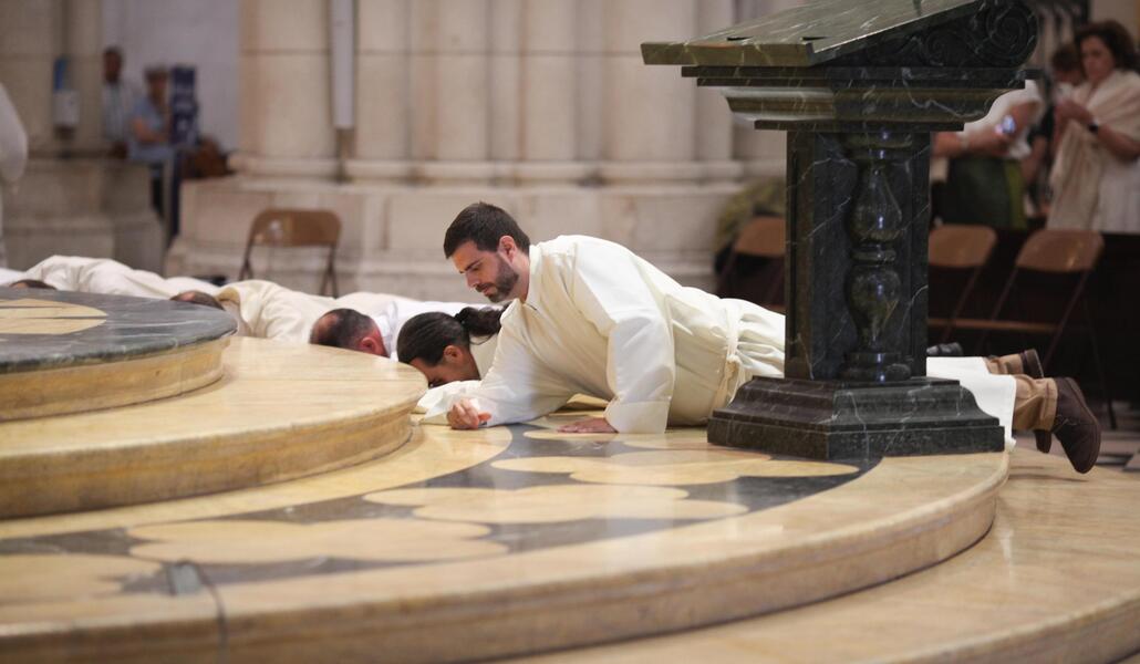 Ordenación de diáconos permanentes en la catedral. Foto: Jorge Ruiz.
