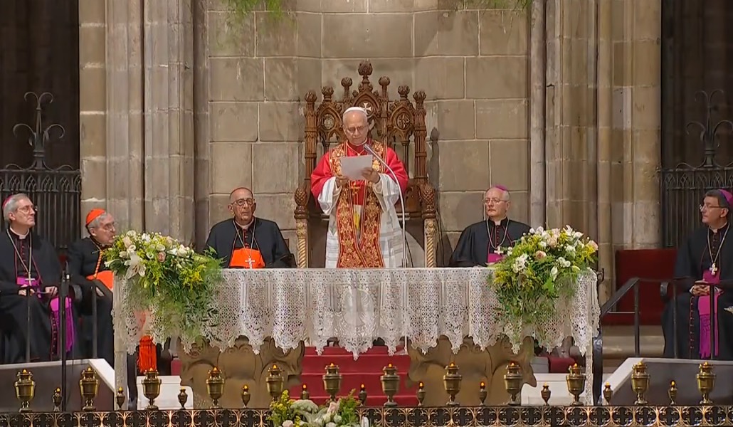 León XIV en la catedral de Santa Eulalia.