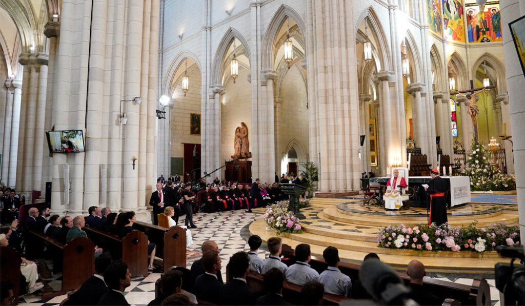 Imagen general de la catedral de la Almudena.