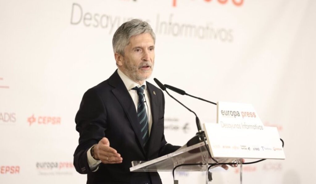 Fernando Grande-Marlaska ha prometido una aplicación garantista del pacto.
