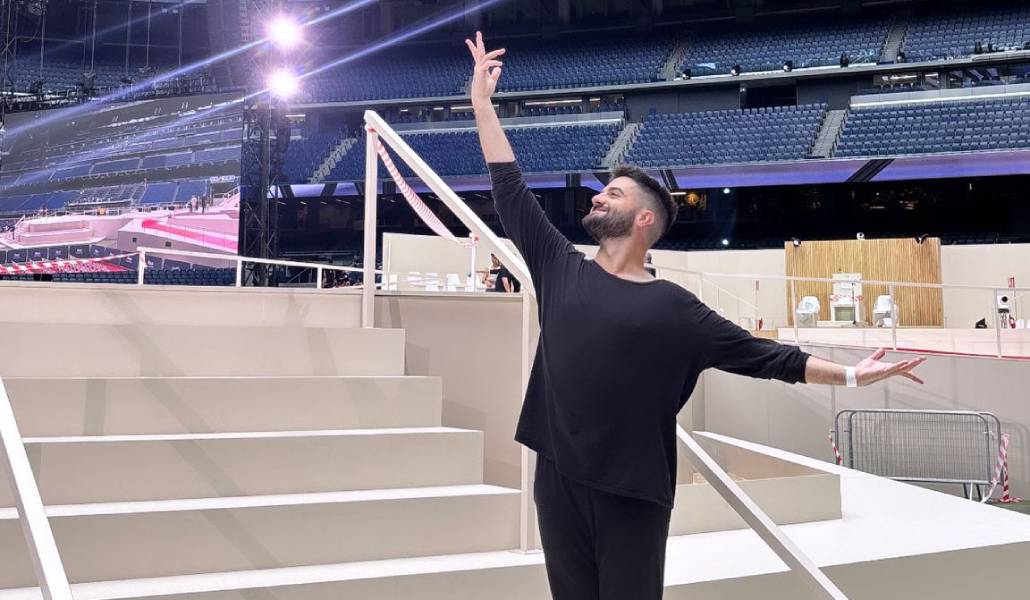 Pablo de Mendoza se prepara para bailar en el Santiago Bernabéu.