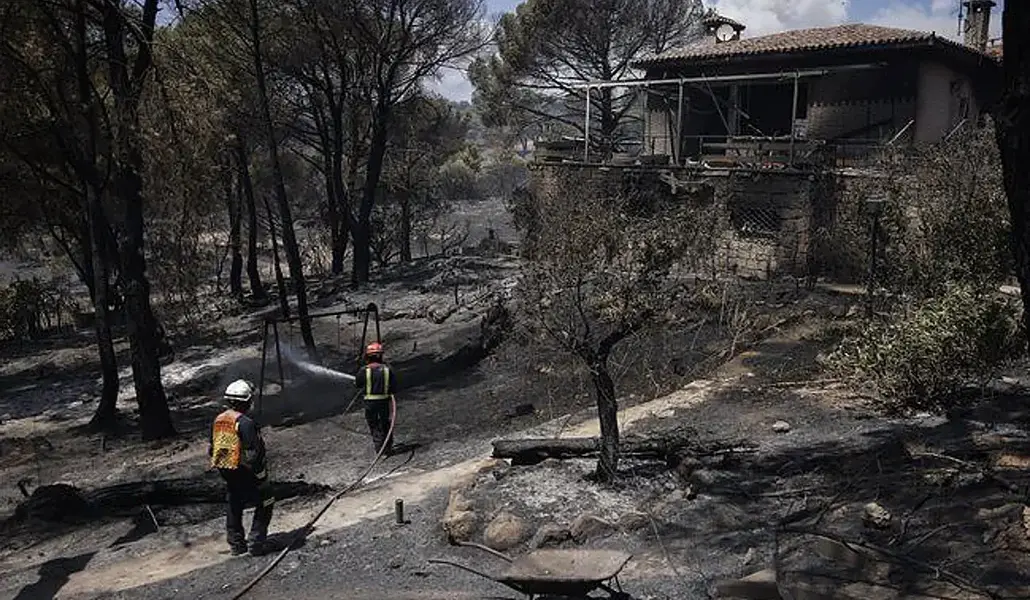 Una casa calcinada en la Comunidad de Madrid.