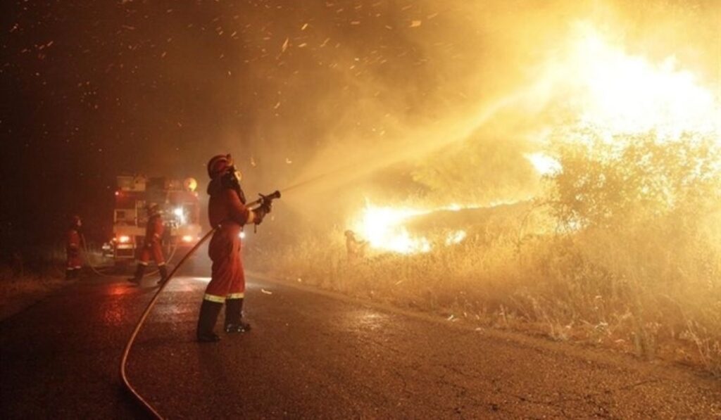 El incendio de Madrid se ha combinado con el de Toledo.