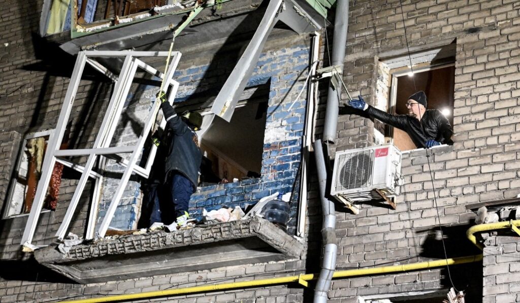 Edificio de viviendas destruido en Zaporiyia.