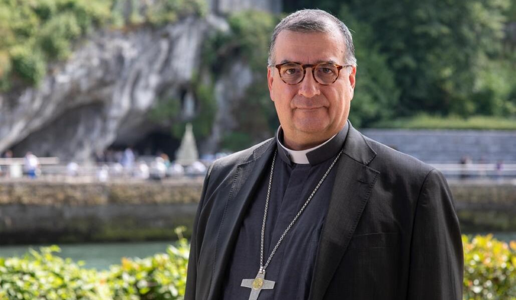 Jean-Marc Micas es el obispo de Tarbes y Lourdes.
