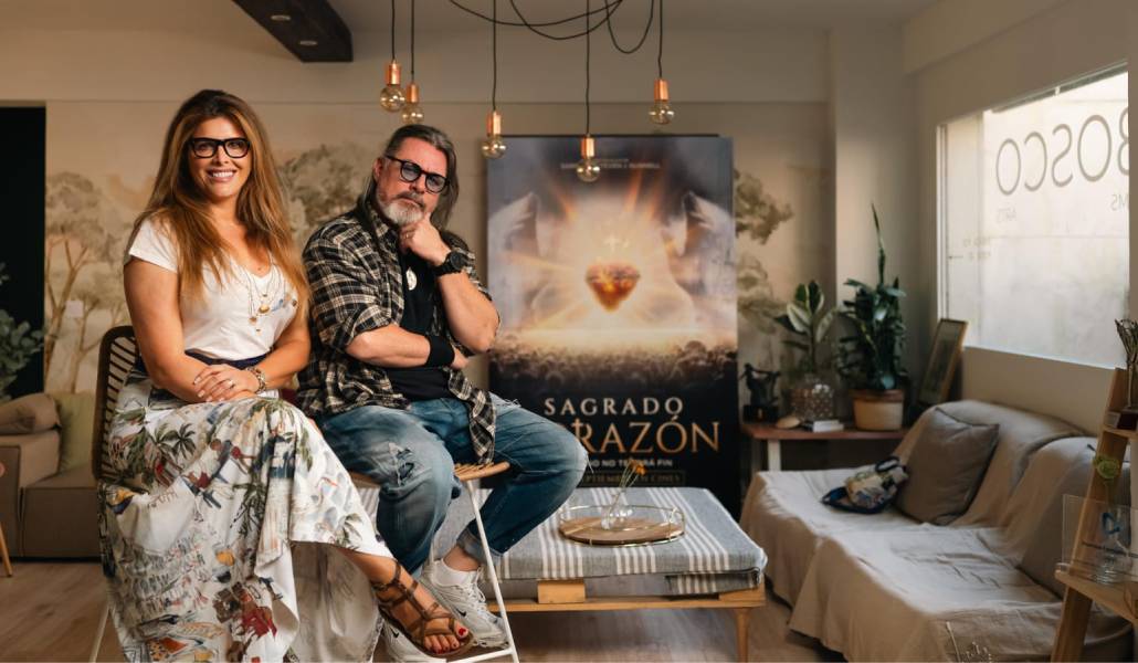 Steven (derecha) y Sabrina Gunnell en la sede de Bosco Films.