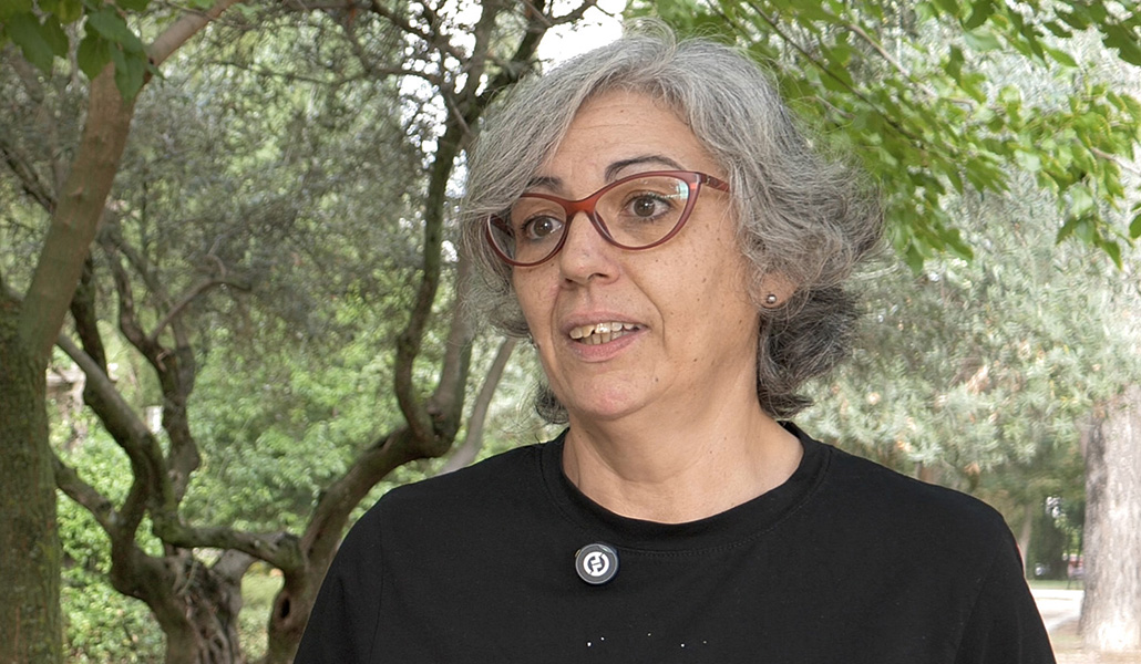 Lidia vive sola en una habitación: «Me he acostumbrado a vivir con lo mínimo».