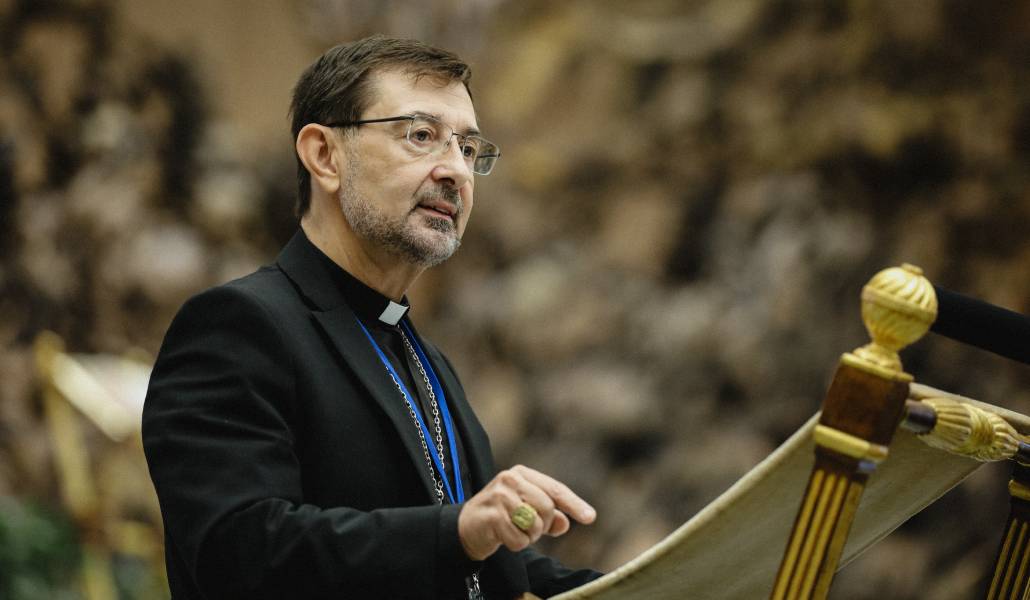 El cardenal Cobo ha afrontado los retos de las diferentes etapas del matrimonio.