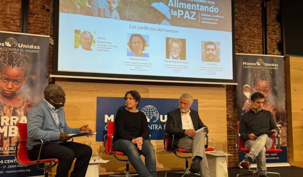 Un momento de la Mesa del Hambre organizada por Manos Unidas. Foto: Manos Unidas.