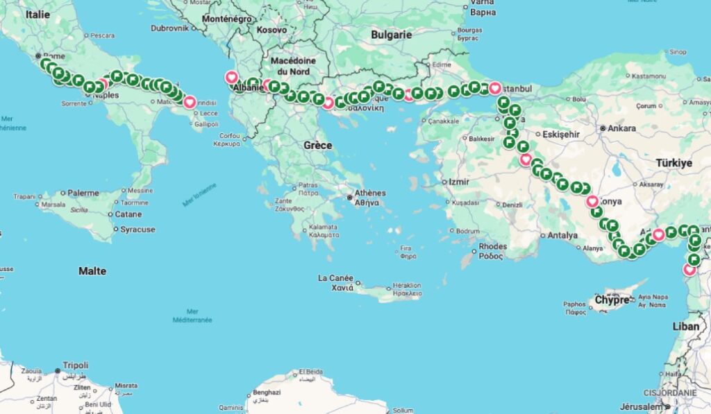Mapa del itinerario que ha seguido desde Roma. Foto: Hyacinthe Destivelle.